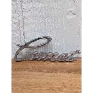 71-75 Mercury Comet Vintage Badge Emblem Fender Name Plate - D14B-16098-A